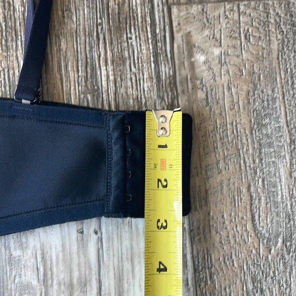 VANITY FAIR BLACK UNDERWIRE BRA, 38D - Picture 14 of 16